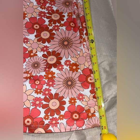 SHEIN Floral Patterned Flare Pants - Picture 7 of 8